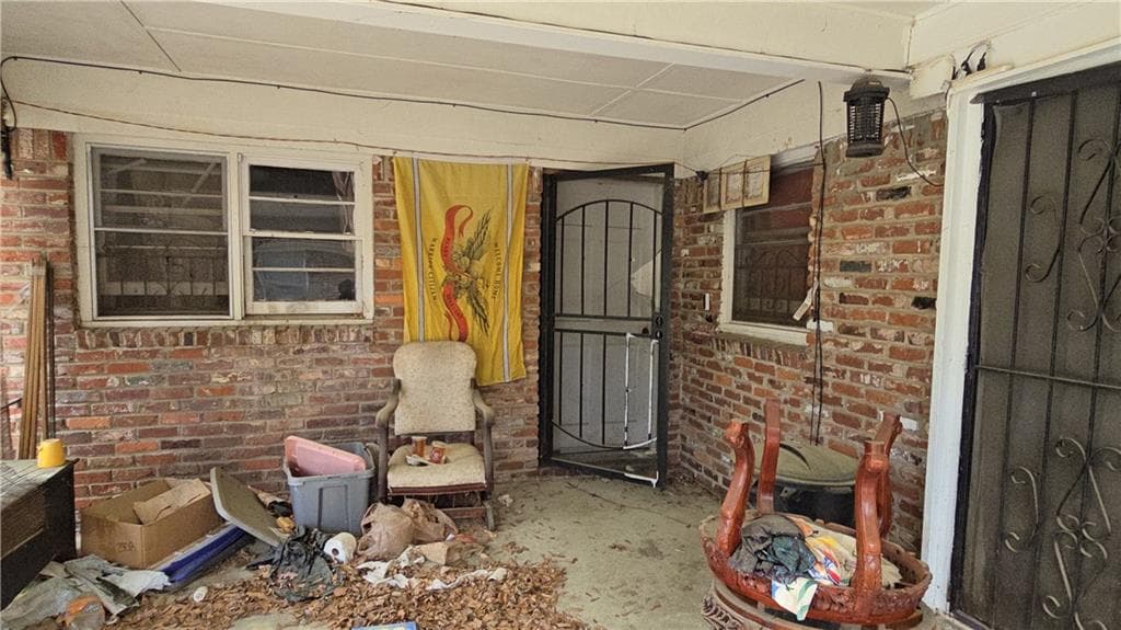 3 bedroom, 1 bathroom, 1,252 sq ft single family residence for sale at 743 Vinson Place, Atlanta, GA 30315 — photo 3
