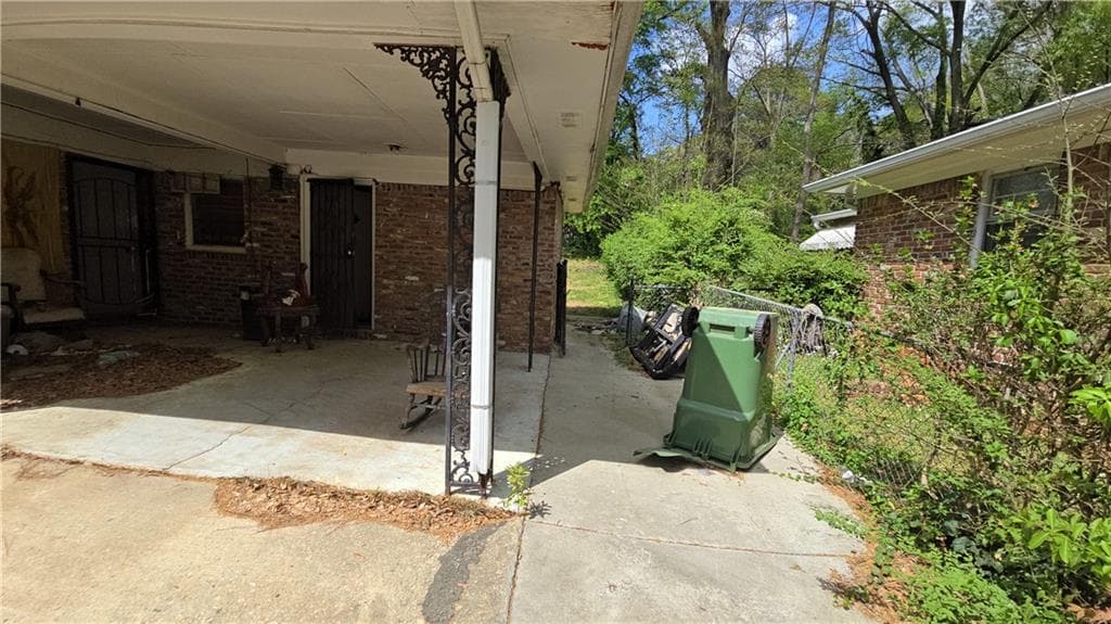3 bedroom, 1 bathroom, 1,252 sq ft single family residence for sale at 743 Vinson Place, Atlanta, GA 30315 — photo 4