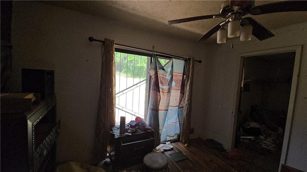3 bedroom, 1 bathroom, 1,252 sq ft single family residence for sale at 743 Vinson Place, Atlanta, GA 30315 — photo 9