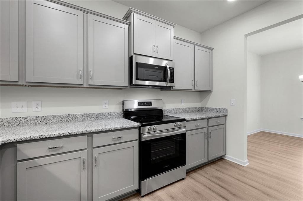 3 bedroom, 3 bathroom, 2,231 sq ft single family residence for rent at 145 Sycamore Lane, Calhoun, GA 30701 for $2,200 a month — photo 9