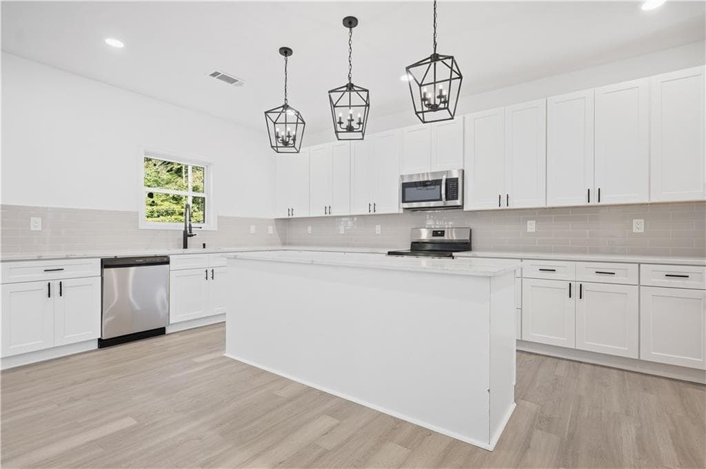 4 bedroom, 4 bathroom, 4,029 sq ft single family residence for sale at 1444 Red Cedar Road, Commerce, GA 30530 — photo 7