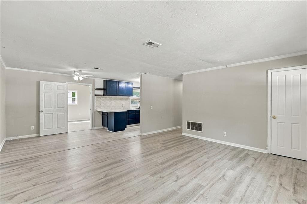 4 bedroom, 3 bathroom, 1,512 sq ft single family residence under contract at 3730 Hopkins Road, Powder Springs, GA 30127 — photo 3