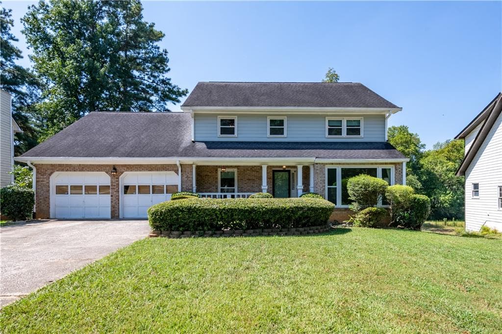 4 bedroom, 3 bathroom, 2,419 sq ft home for sale at 1276 Golf Link Drive, Stone Mountain, GA