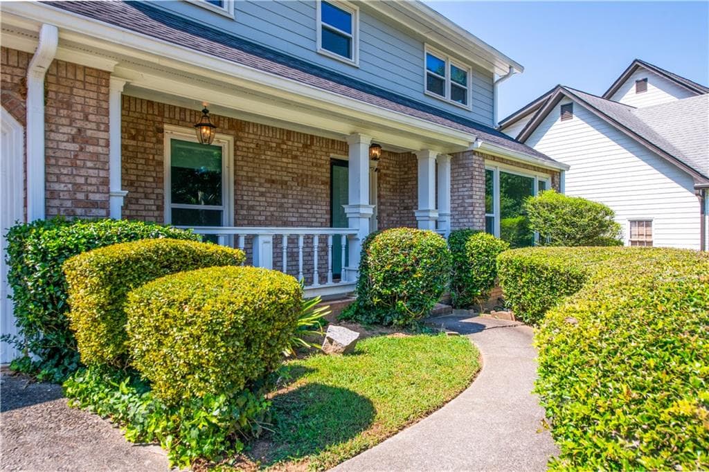 4 bedroom, 3 bathroom, 2,419 sq ft single family residence for sale at 1276 Golf Link Drive, Stone Mountain, GA 30088 — photo 3