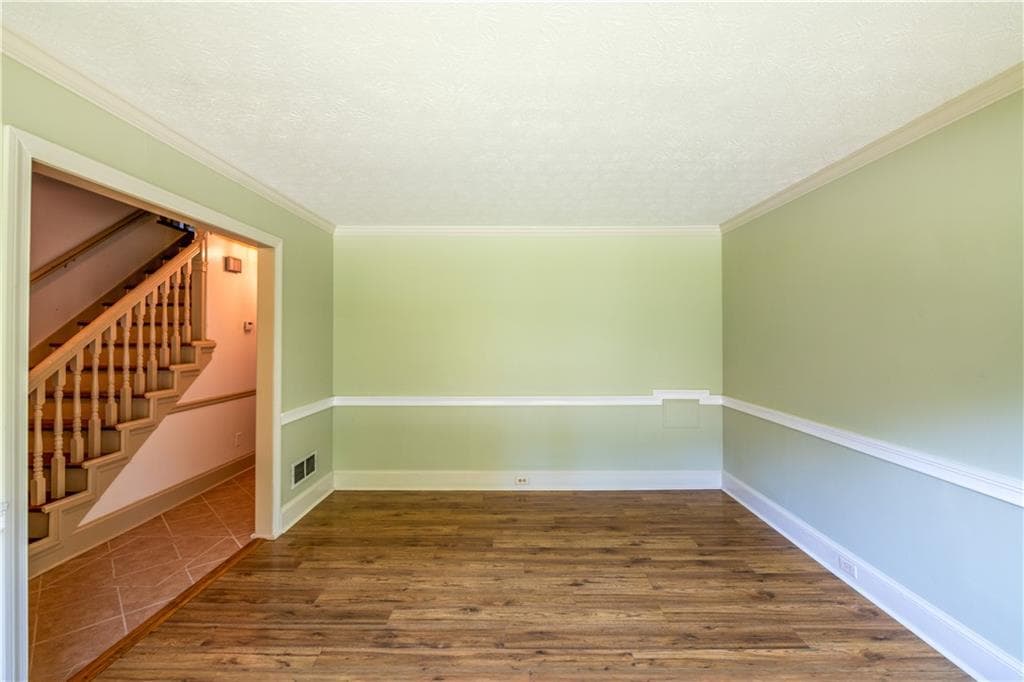 4 bedroom, 3 bathroom, 2,419 sq ft single family residence for sale at 1276 Golf Link Drive, Stone Mountain, GA 30088 — photo 7