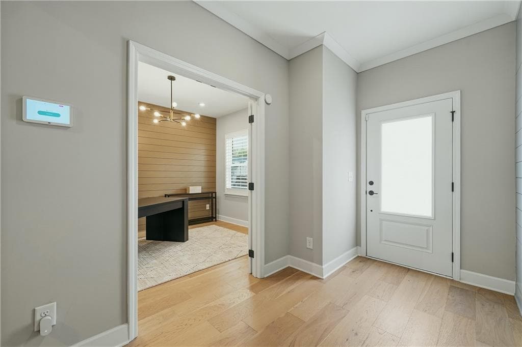 5 bedroom, 3 bathroom, 2,866 sq ft single family residence for sale at 6130 Marigold Way, Atlanta, GA 30349 — photo 4