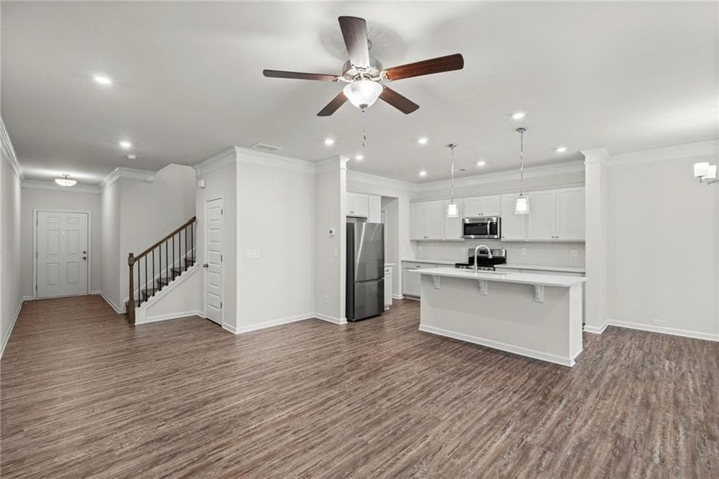 3 bedroom, 3 bathroom, 1,874 sq ft townhouse for sale at 3498 Bellinger Drive, Powder Springs, GA 30127 — photo 9