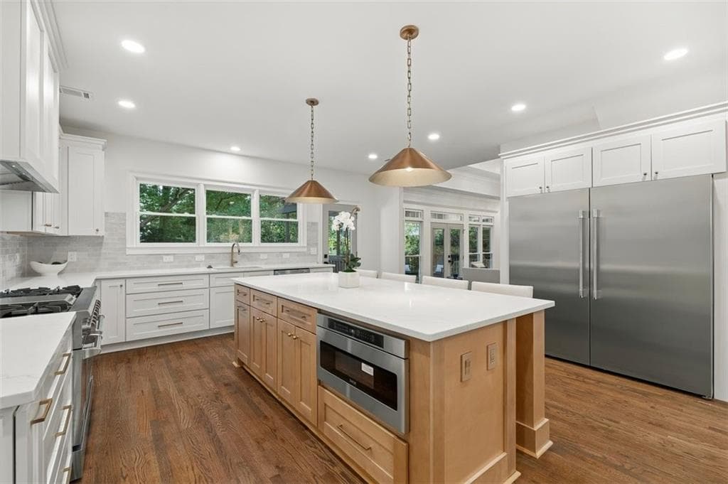 6 bedroom, 6 bathroom, 5,256 sq ft single family residence for sale at 3484 Sheridan, Marietta, GA 30067 — photo 9