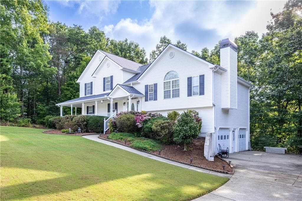 4 bedroom, 3 bathroom, 2,384 sq ft single family residence for sale at 135 Franklin Court, Jasper, GA 30143