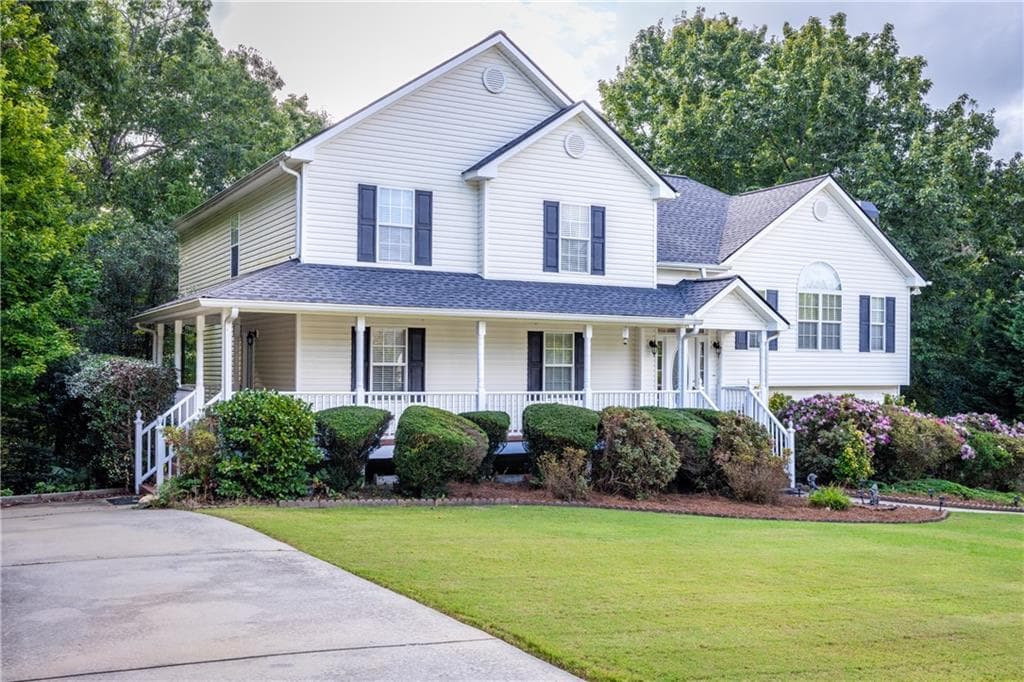 4 bedroom, 3 bathroom, 2,384 sq ft single family residence for sale at 135 Franklin Court, Jasper, GA 30143 — photo 4