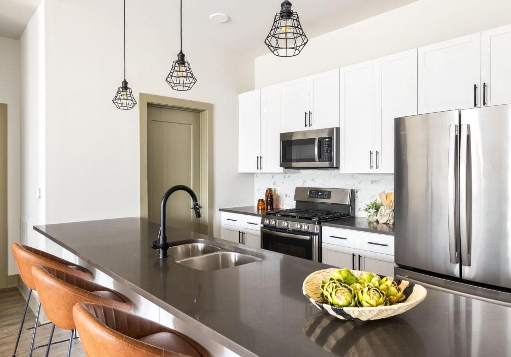 2 bedroom, 2 bathroom, 1,143 sq ft condominium for rent at 764 Memorial Drive 15, Atlanta, GA 30316 for $2,500 a month — photo 6