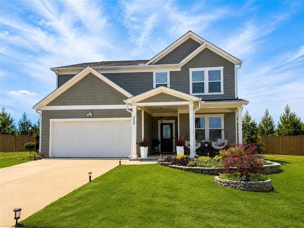 4 bedroom, 3 bathroom, 2,313 sq ft single family residence for sale at 2268 Blackbird Circle, Covington, GA 30016 — photo 1 of 33