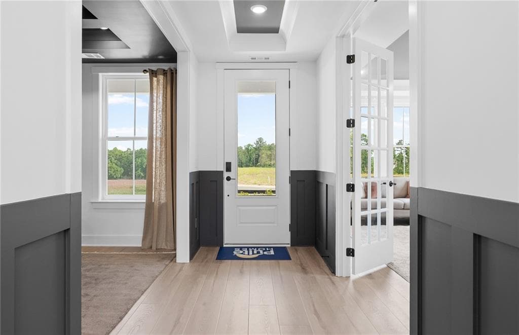 5 bedroom, 5 bathroom, 3,119 sq ft single family residence for sale at 252 Kilmington Court, Mcdonough, GA 30253 — photo 4