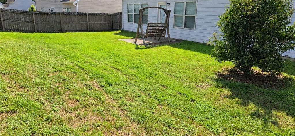 3 bedroom, 2 bathroom, 2,187 sq ft single family residence for sale at 4160 Lindbergh Way, Rex, GA 30273 — photo 3