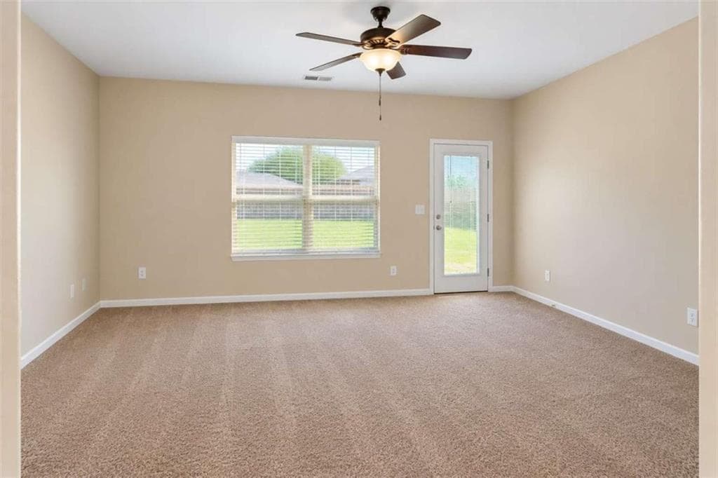 3 bedroom, 2 bathroom, 2,187 sq ft single family residence for sale at 4160 Lindbergh Way, Rex, GA 30273 — photo 5