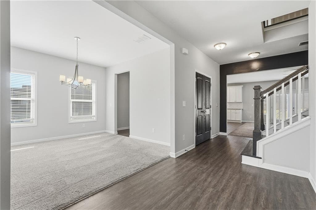 4 bedroom, 3 bathroom, 4,128 sq ft single family residence for sale at 380 Longwood Place, Dallas, GA 30132 — photo 5