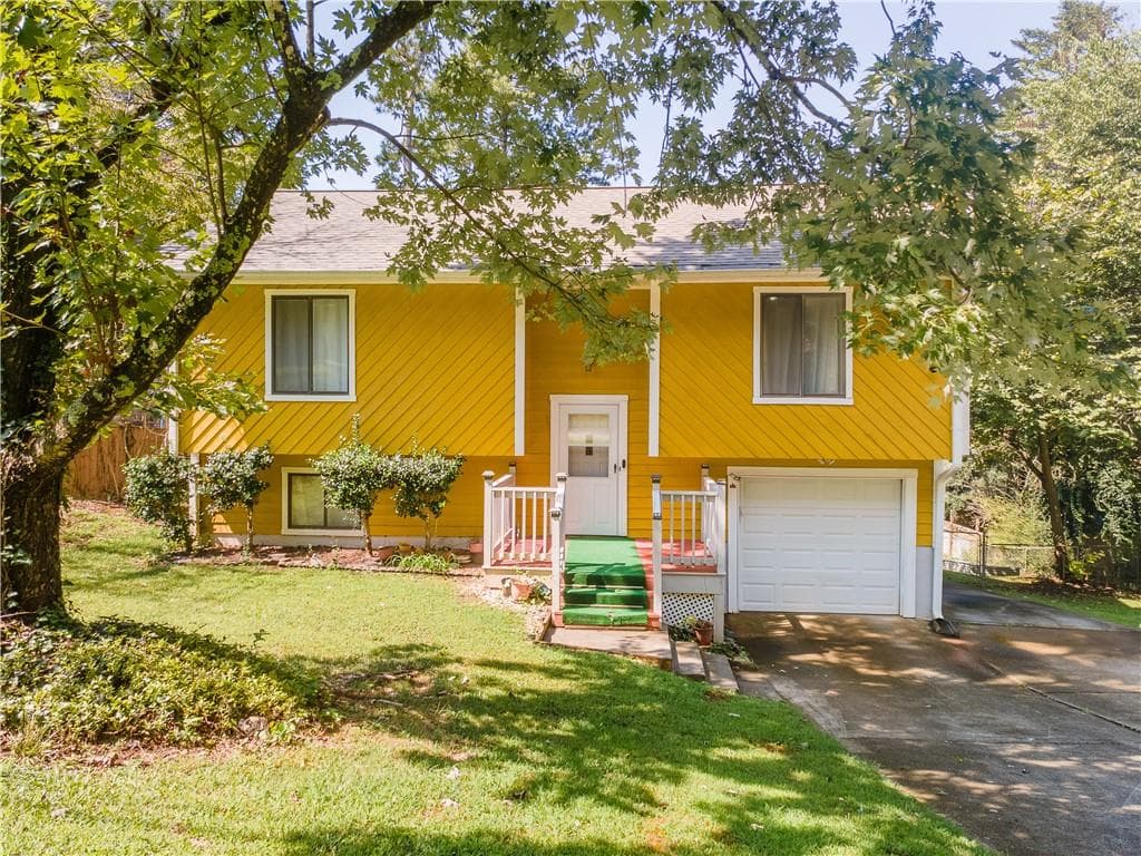 3 bedroom, 2 bathroom, 1,562 sq ft home for sale at 728 Mountain Village Drive, Stone Mountain, GA