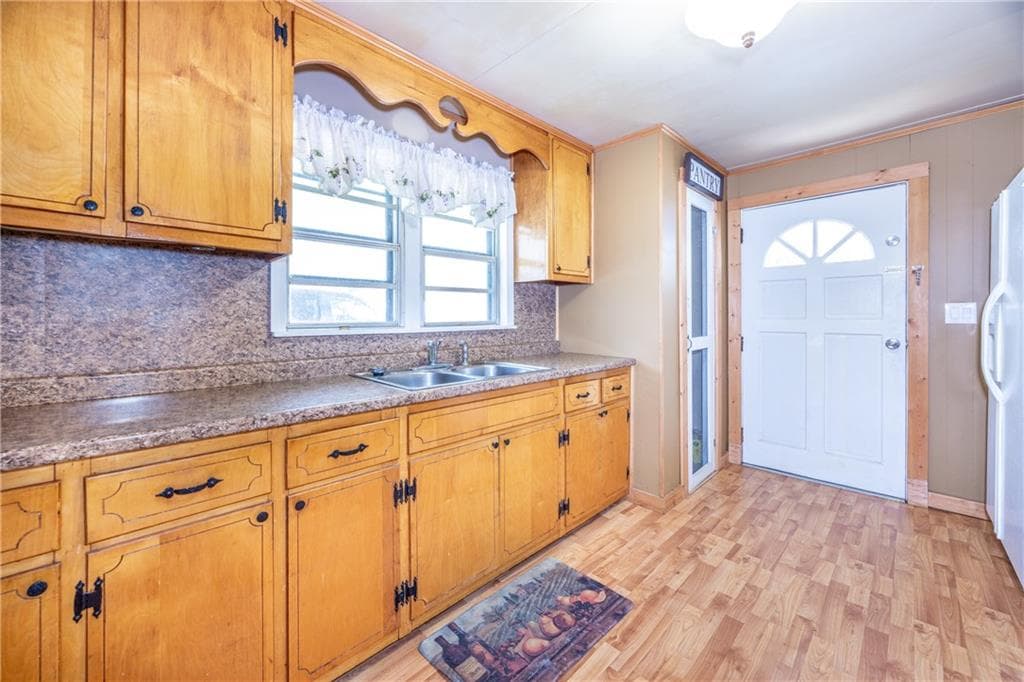 2 bedroom, 2 bathroom, 1,053 sq ft single family residence for sale at 65 Lucille Avenue, Ellijay, GA 30540 — photo 7