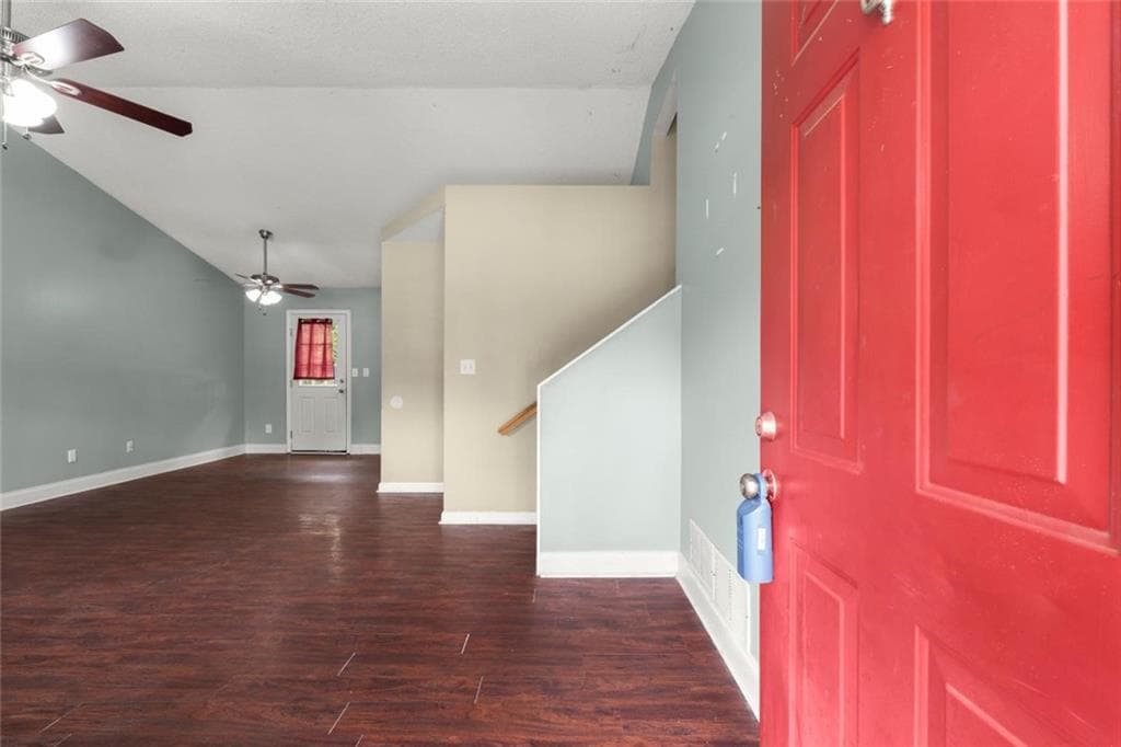 3 bedroom, 2 bathroom, 1,104 sq ft single family residence for sale at 33 Saddle Lane, Cartersville, GA 30121 — photo 6