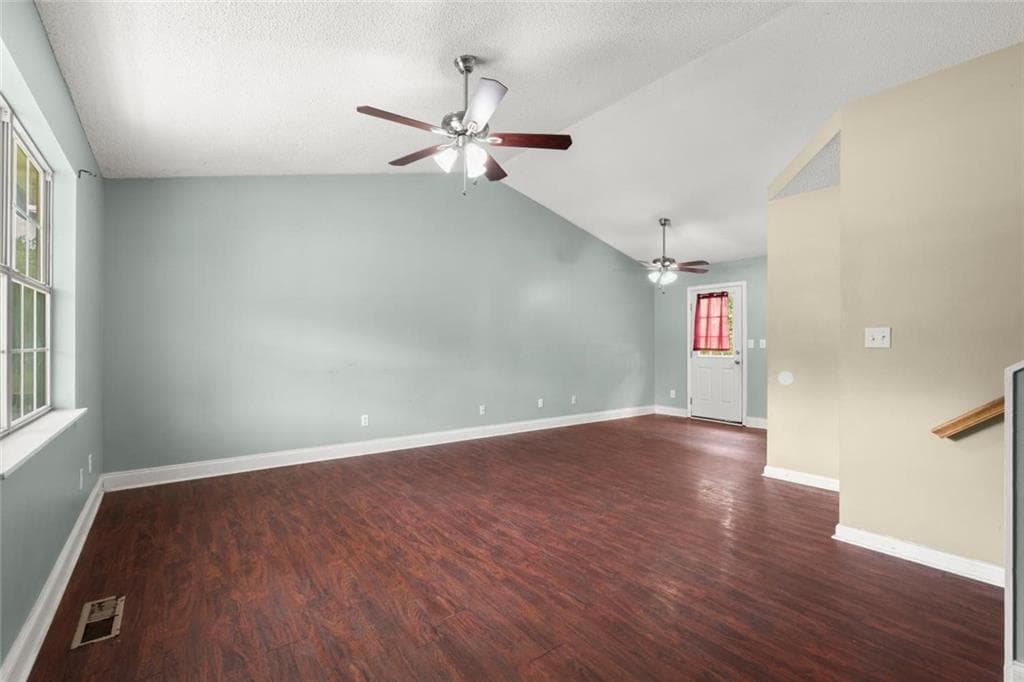 3 bedroom, 2 bathroom, 1,104 sq ft single family residence for sale at 33 Saddle Lane, Cartersville, GA 30121 — photo 7