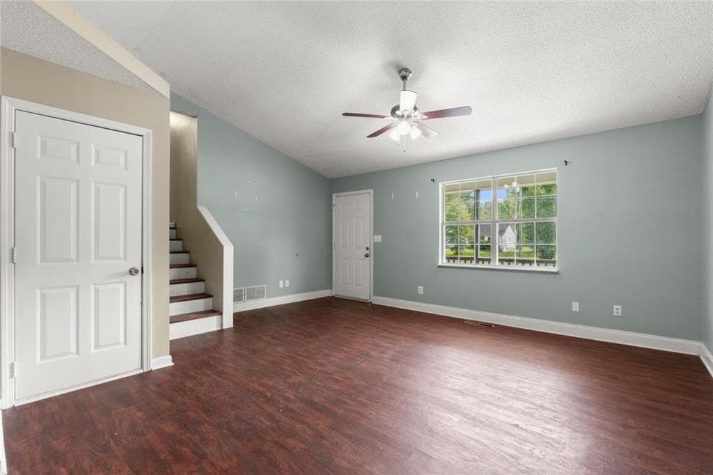 3 bedroom, 2 bathroom, 1,104 sq ft single family residence for sale at 33 Saddle Lane, Cartersville, GA 30121 — photo 8