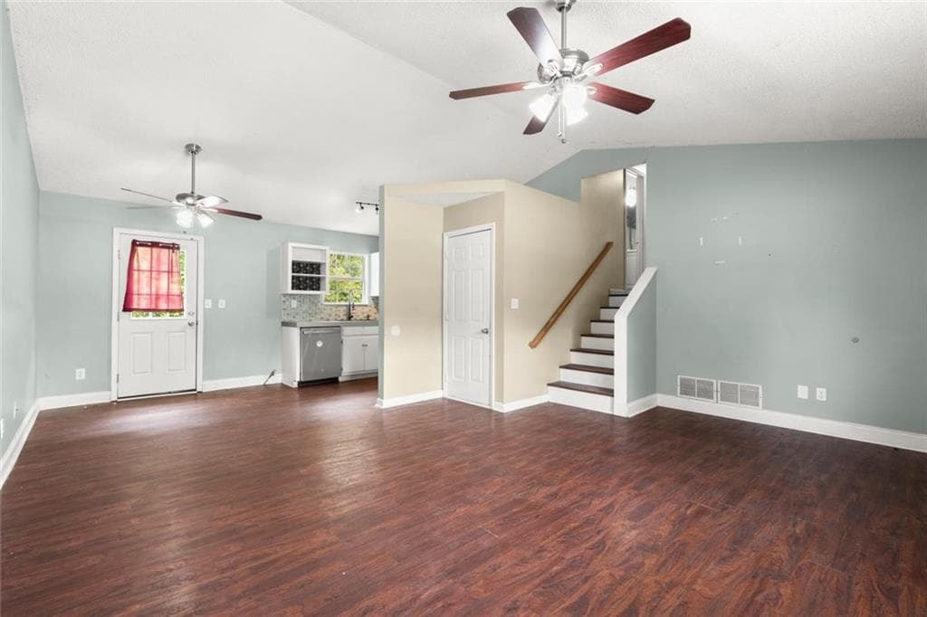 3 bedroom, 2 bathroom, 1,104 sq ft single family residence for sale at 33 Saddle Lane, Cartersville, GA 30121 — photo 9