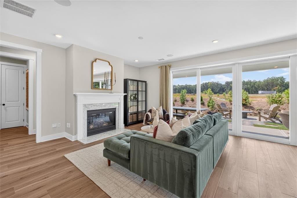 4 bedroom, 3 bathroom, 2,918 sq ft single family residence for sale at 244 Kilmington Court, Mcdonough, GA 30253 — photo 5