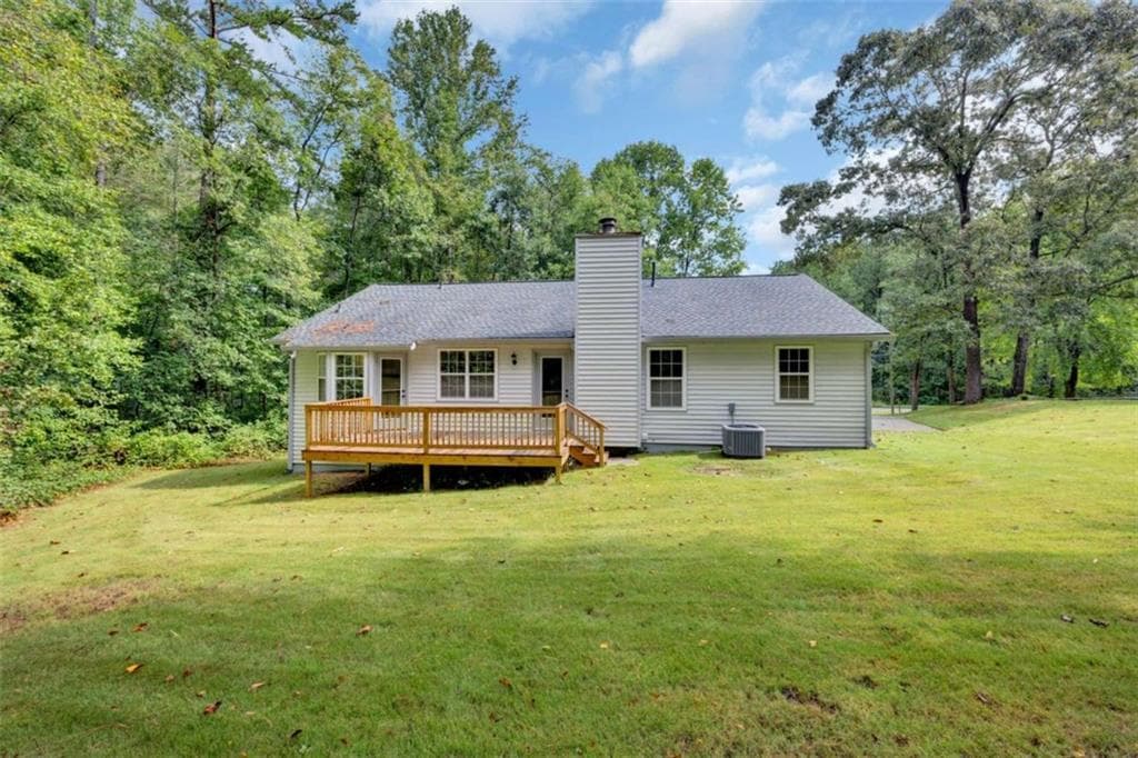 3 bedroom, 2 bathroom, 1,476 sq ft single family residence for sale at 2067 Brandy Woods Drive, Conyers, GA 30013 — photo 4