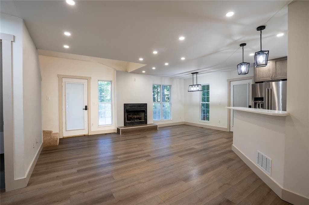 6 bedroom, 3 bathroom, 2,765 sq ft single family residence for sale at 3767 US Hwy 27, Buchanan, GA 30113 — photo 5