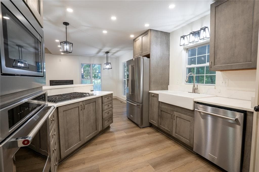6 bedroom, 3 bathroom, 2,765 sq ft single family residence for sale at 3767 US Hwy 27, Buchanan, GA 30113 — photo 10