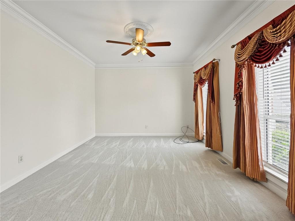 7 bedroom, 6 bathroom, 5,194 sq ft single family residence for sale at 4619 Kiplin Lake Court, Sugar Hill, GA 30518 — photo 8