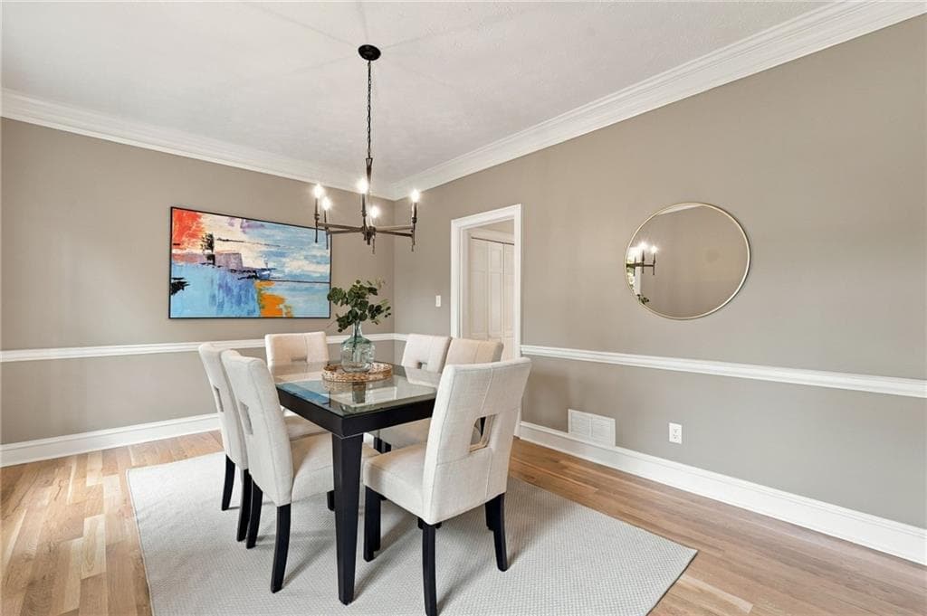 5 bedroom, 3 bathroom, 3,300 sq ft single family residence for sale at 3093 Terramar Drive, Atlanta, GA 30341 — photo 7