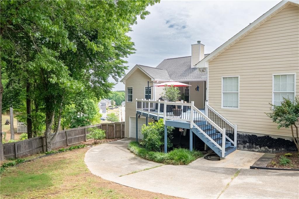 4 bedroom, 3 bathroom, 2,876 sq ft single family residence for sale at 558 Savannah Rose Way, Lawrenceville, GA 30045 — photo 6