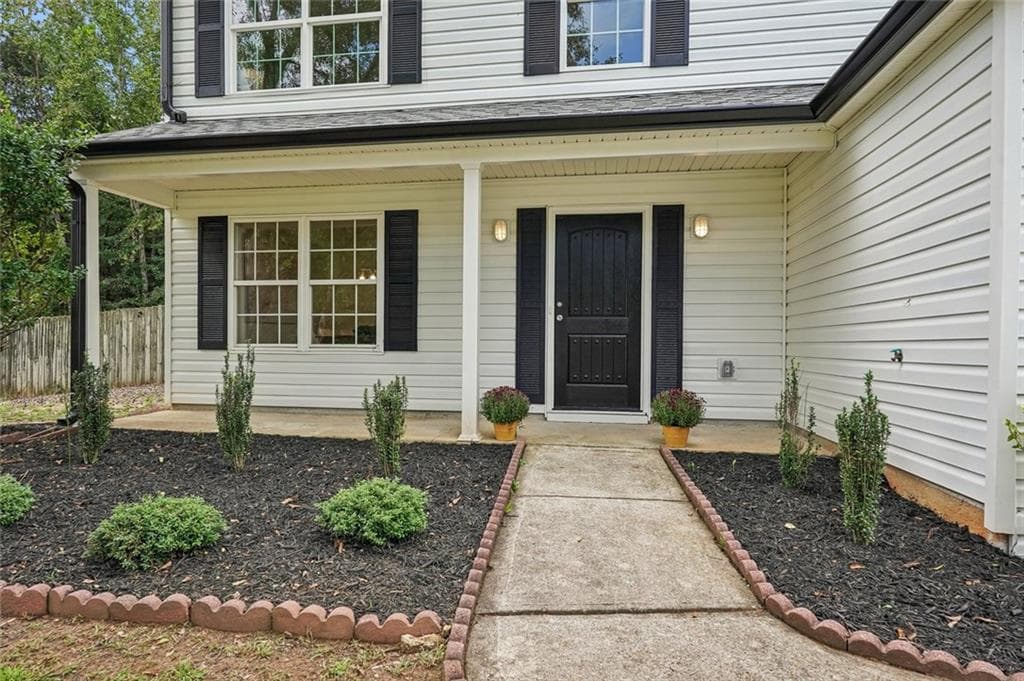 3 bedroom, 3 bathroom, 1,816 sq ft single family residence for sale at 1149 Grandview Circle, Powder Springs, GA 30127 — photo 2