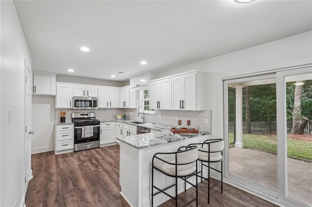 3 bedroom, 3 bathroom, 1,816 sq ft single family residence for sale at 1149 Grandview Circle, Powder Springs, GA 30127 — photo 6