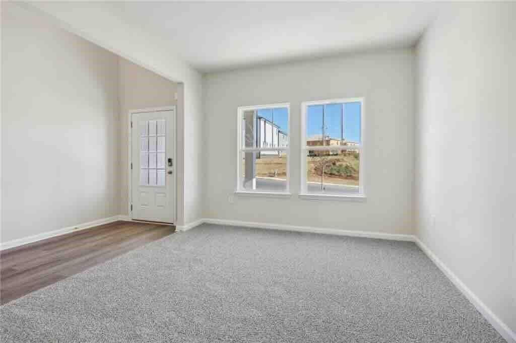 5 bedroom, 3 bathroom, 2,989 sq ft single family residence for rent at 1648 High Falls Lane, Grayson, GA 30017 for $3,000 a month — photo 10