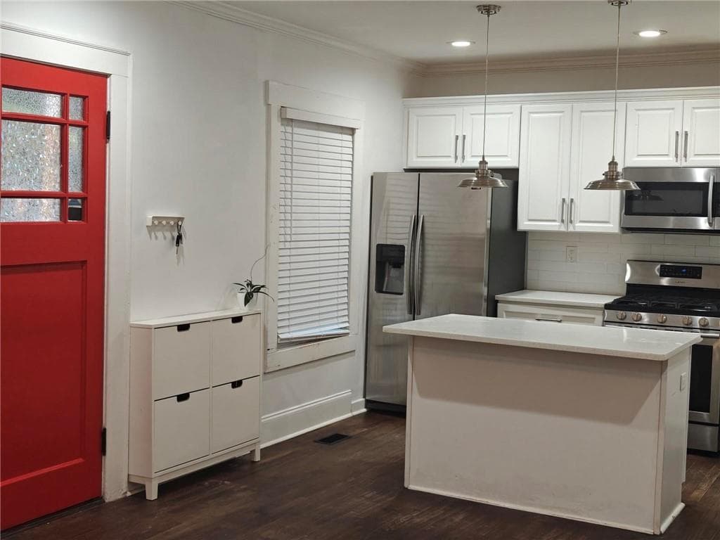 4 bedroom, 2 bathroom, 1,128 sq ft single family residence for sale at 1770 W Forrest Ave, East Point, GA 30344 — photo 8