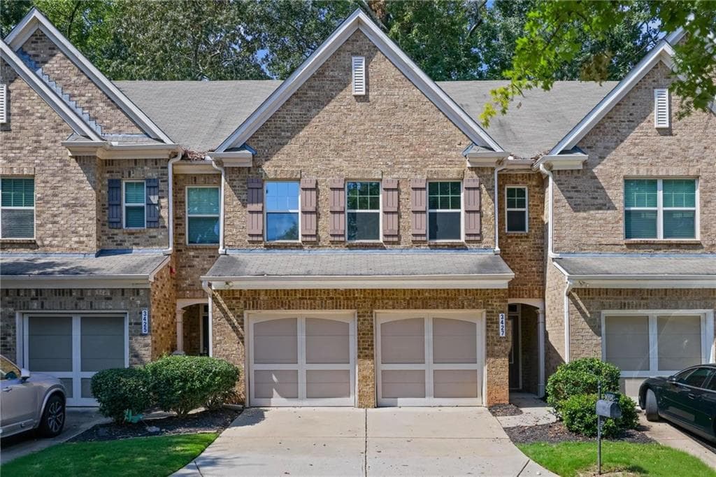 3 bedroom, 3 bathroom, 1,998 sq ft townhouse for sale at 3427 Vintage Circle BLDG 15, Smyrna, GA 30080