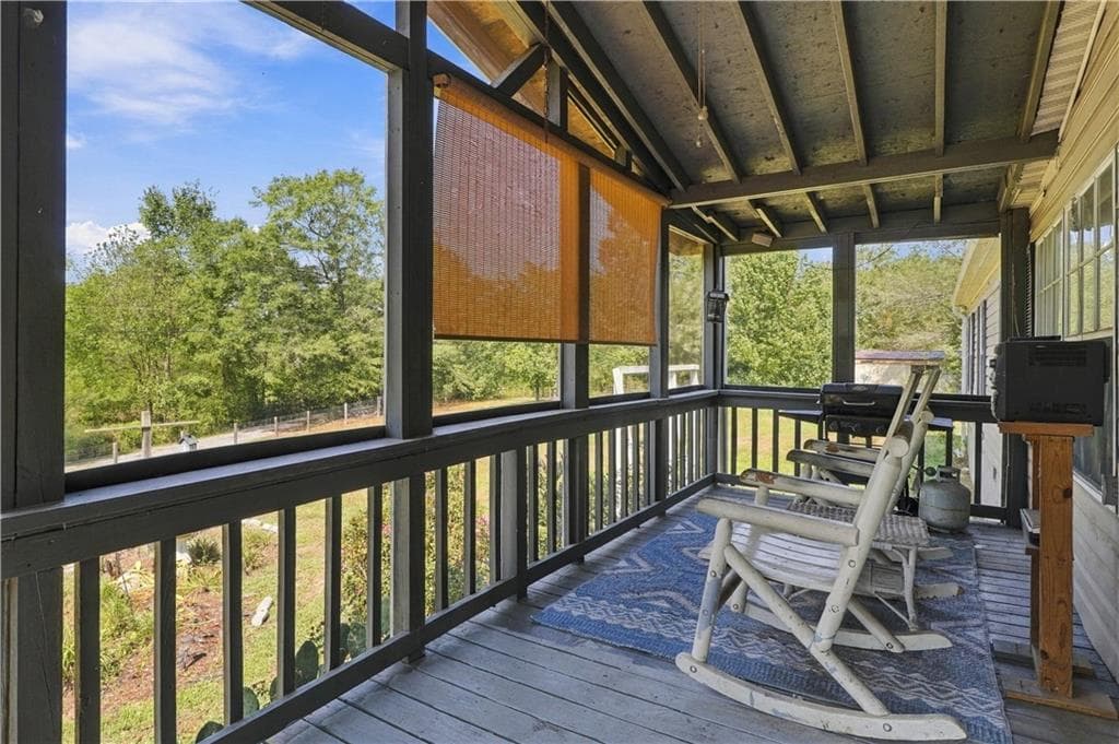 4 bedroom, 2 bathroom, 2,128 sq ft single family residence under contract at 2651 Cedartown Highway, Rockmart, GA 30153 — photo 2