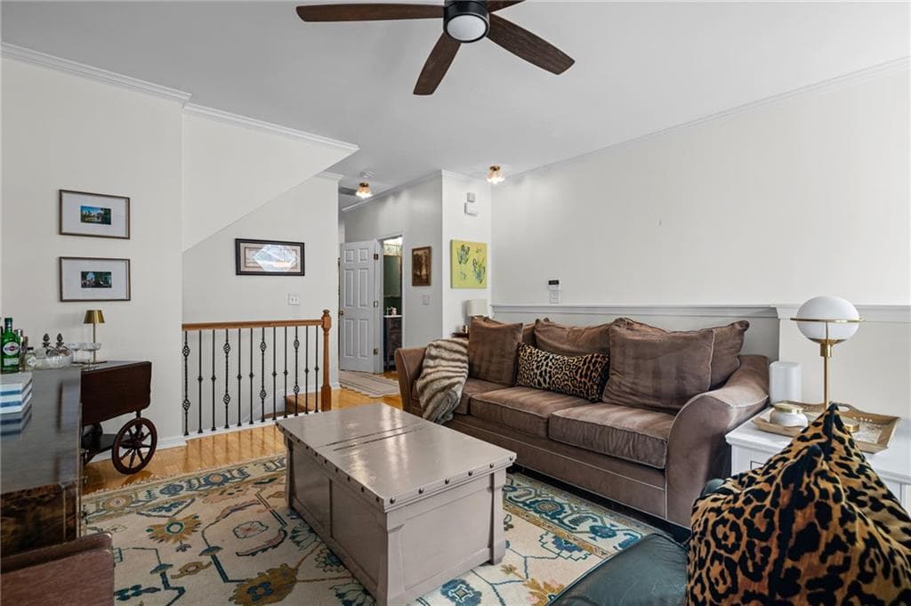 3 bedroom, 4 bathroom, 1,220 sq ft townhouse for sale at 1417 Liberty Parkway, Atlanta, GA 30318 — photo 8