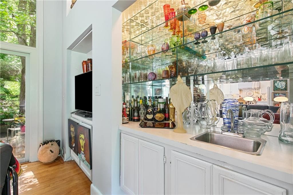 4 bedroom, 4 bathroom, 2,569 sq ft single family residence for rent at 1232 Bernadette Lane, Atlanta, GA 30329 for $4,400 a month — photo 10