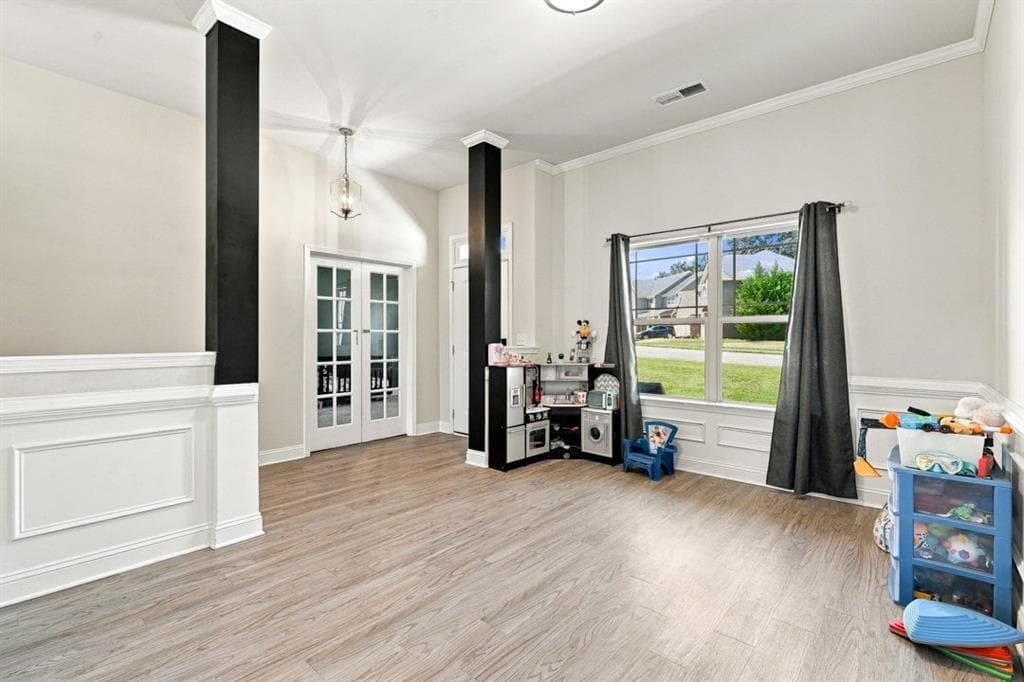 4 bedroom, 2 bathroom, 2,115 sq ft single family residence for sale at 296 N Brooks Village Drive, Pendergrass, GA 30567 — photo 5