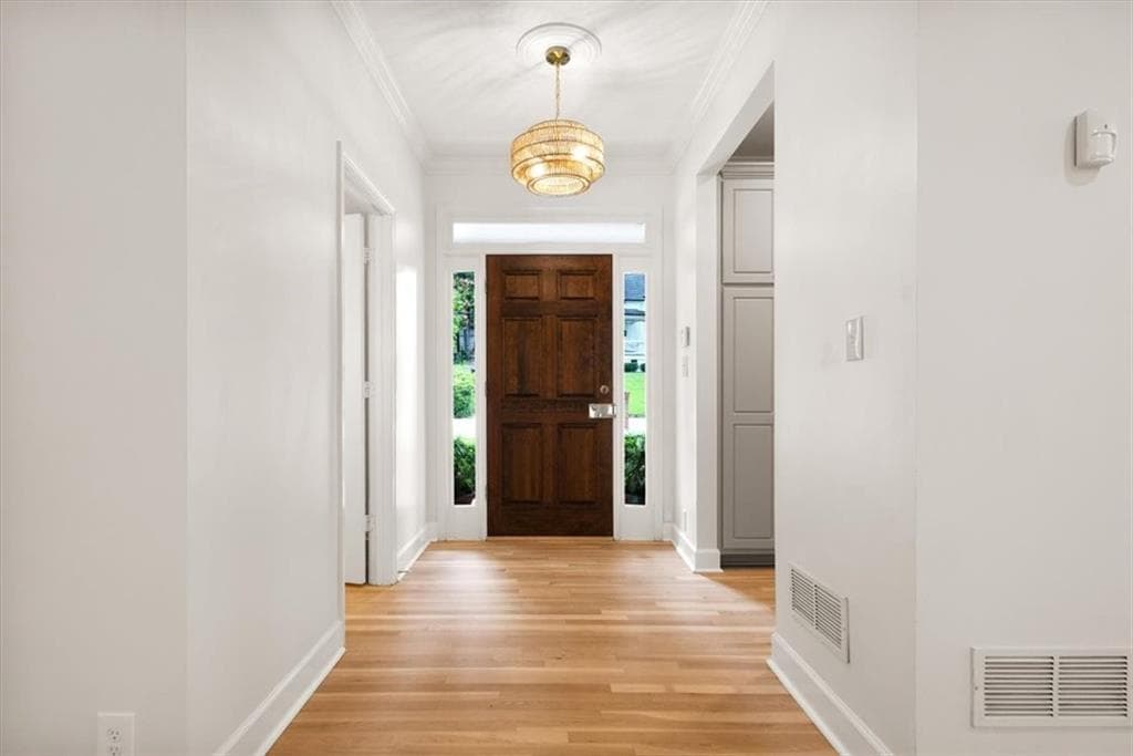 4 bedroom, 4 bathroom, 3,351 sq ft single family residence for sale at 2190 Stephen Long Drive, Atlanta, GA 30305 — photo 3