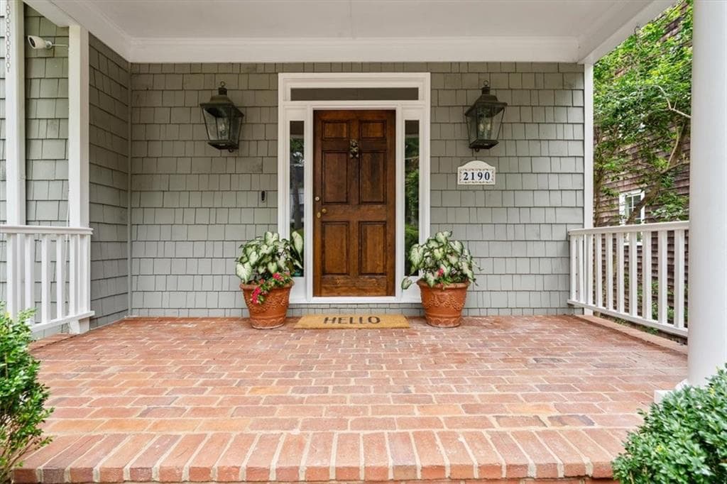 4 bedroom, 4 bathroom, 3,351 sq ft single family residence for sale at 2190 Stephen Long Drive, Atlanta, GA 30305 — photo 2