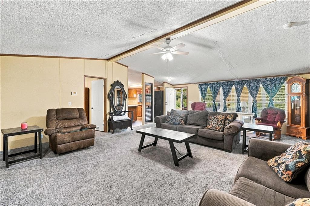 4 bedroom, 2 bathroom, 2,128 sq ft single family residence under contract at 2651 Cedartown Highway, Rockmart, GA 30153 — photo 4