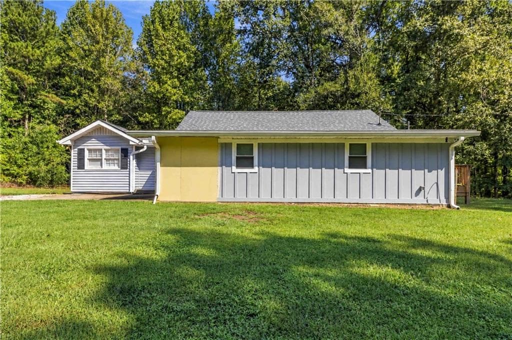 2 bedroom, 1 bathroom, 1,487 sq ft single family residence for sale at 711 Pine Shadows Drive, Dallas, GA 30157 — photo 3