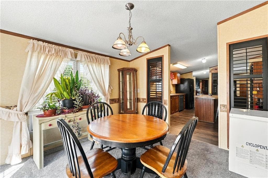 4 bedroom, 2 bathroom, 2,128 sq ft single family residence under contract at 2651 Cedartown Highway, Rockmart, GA 30153 — photo 9