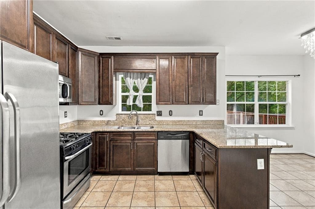 4 bedroom, 3 bathroom, 2,208 sq ft single family residence for sale at 2095 Enon Mill Drive, Atlanta, GA 30331 — photo 8