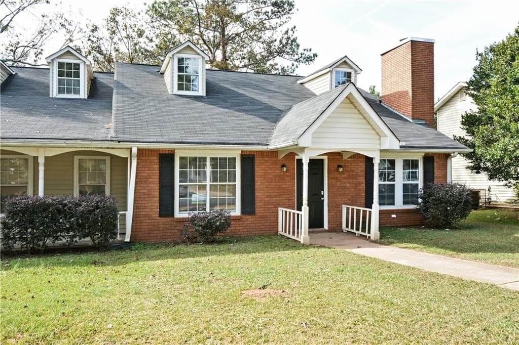 duplex for sale at 2624 Country Trace, Conyers, GA 30013 — photo 2