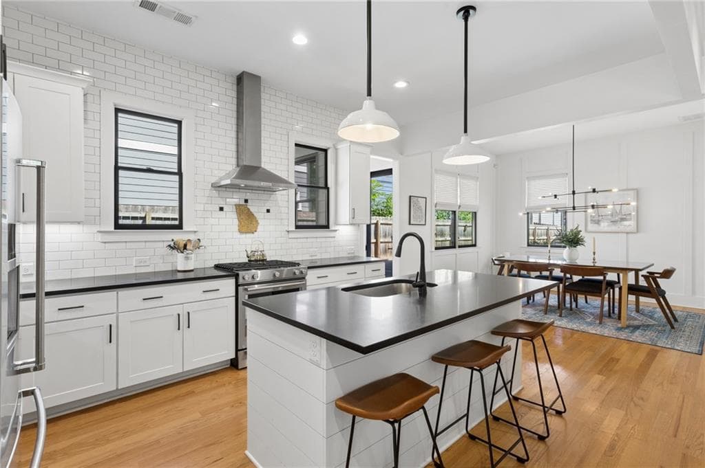 4 bedroom, 3 bathroom, 2,311 sq ft townhouse for sale at 198 Hutchinson Street B, Atlanta, GA 30307 — photo 8